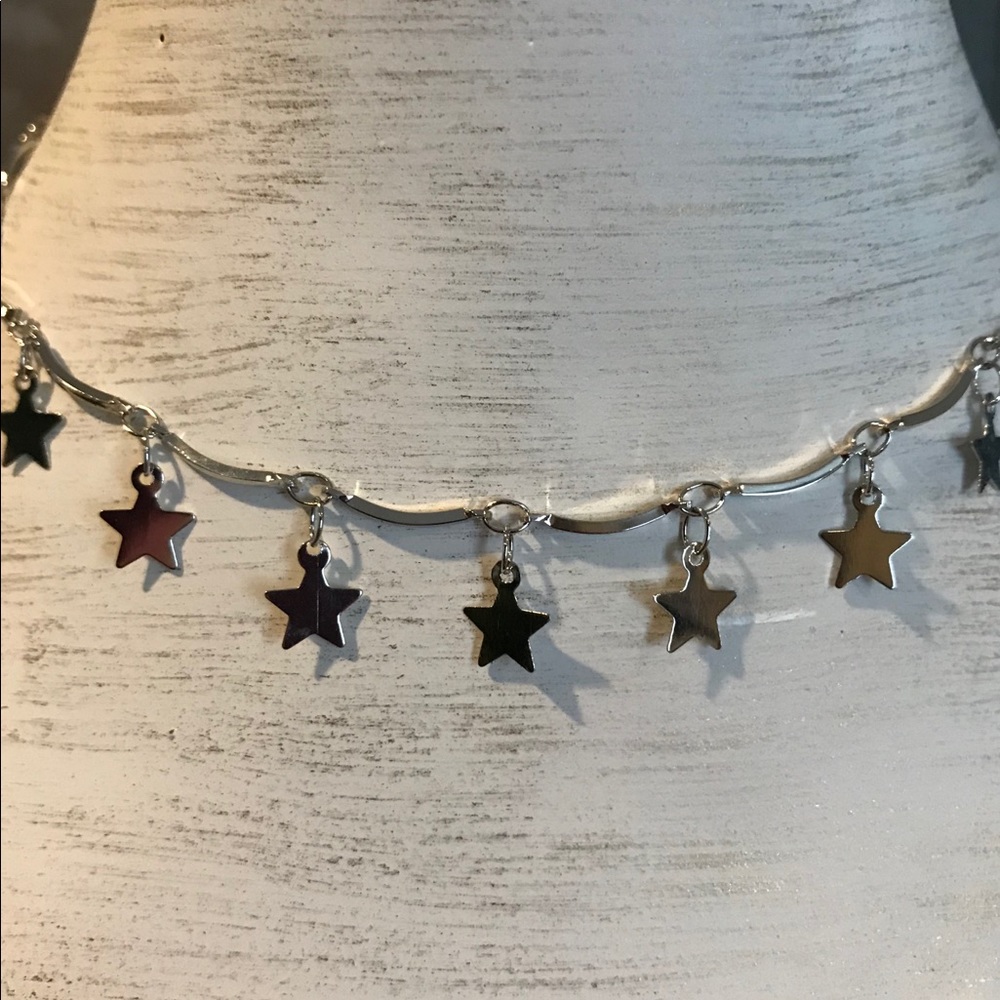 Dainty star charms choker necklace - Picture 3 of 8
